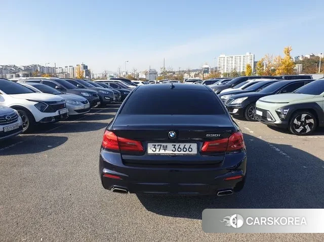 BMW 5 Series (G30) id 3403307 из Кореи 14