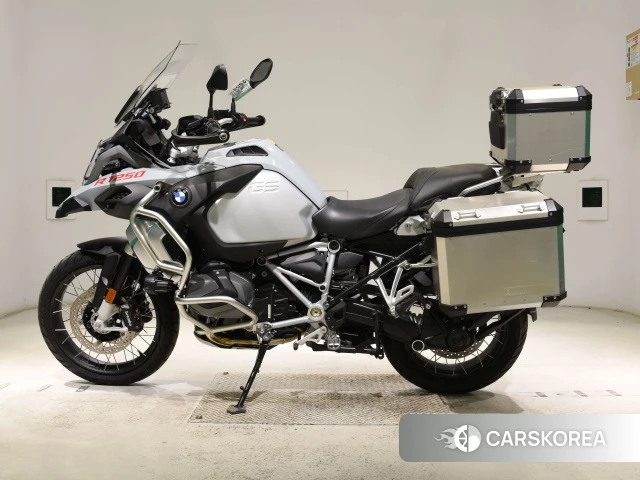 Проданный BMW R1250GS ADVENTURE 2022 из Японии, фото 2