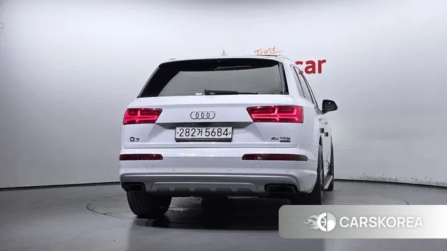 Audi Q7 (4M) id 3038963 из Кореи 14