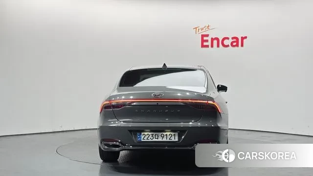 Hyundai The New Grandeur IG id 3557117 из Кореи 14