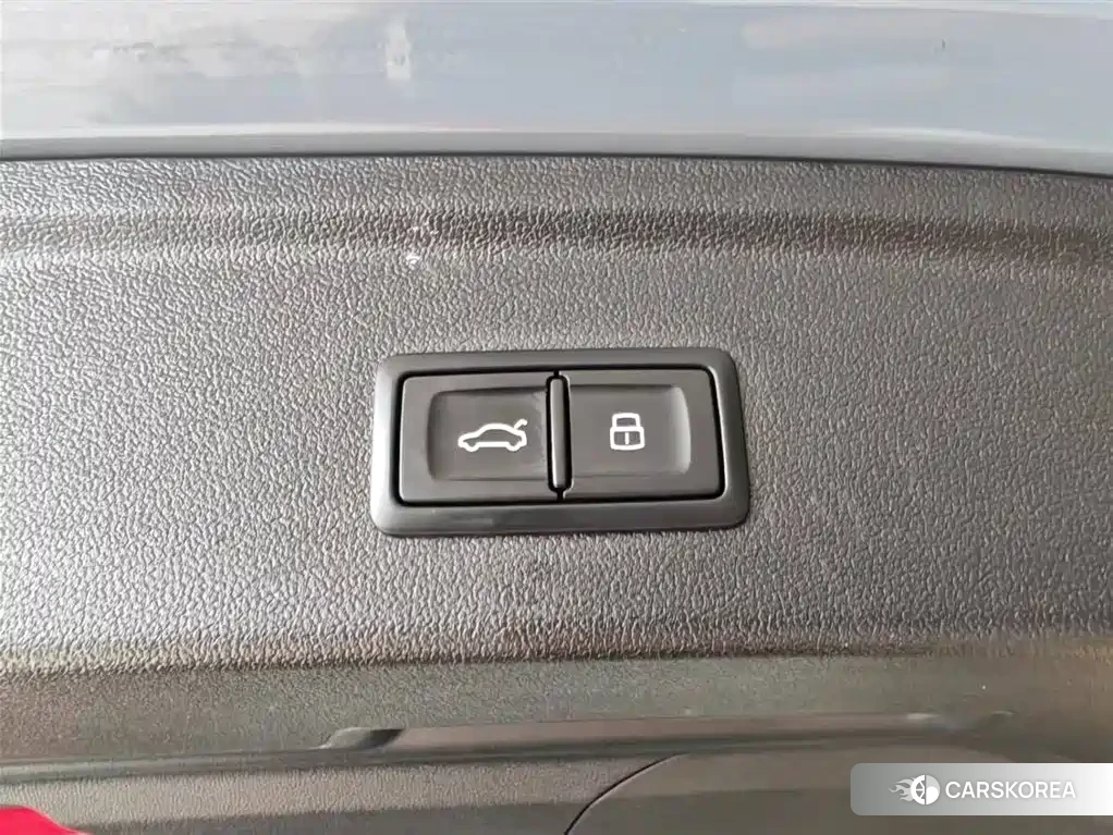 Audi A3 id 4539051 из Китая 17