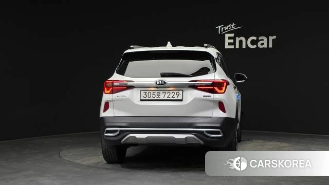 Kia Seltos id 4580772 из Кореи 14