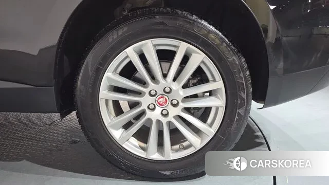 Jaguar F-PACE id 3778852 из Кореи 14