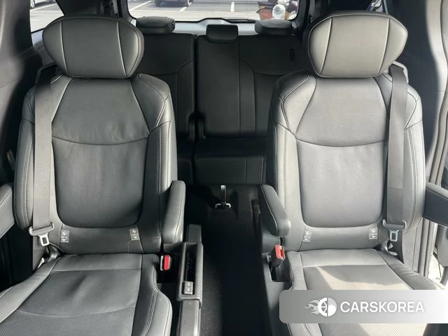 Toyota Saina id 3944878 из Китая 18