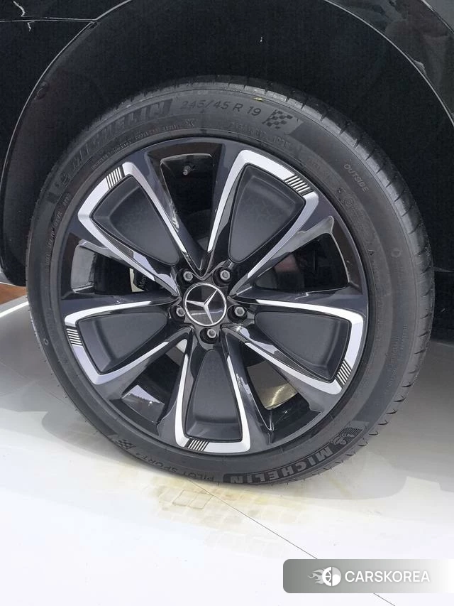 Mercedes-Benz V-class id 4265098 из Китая 14