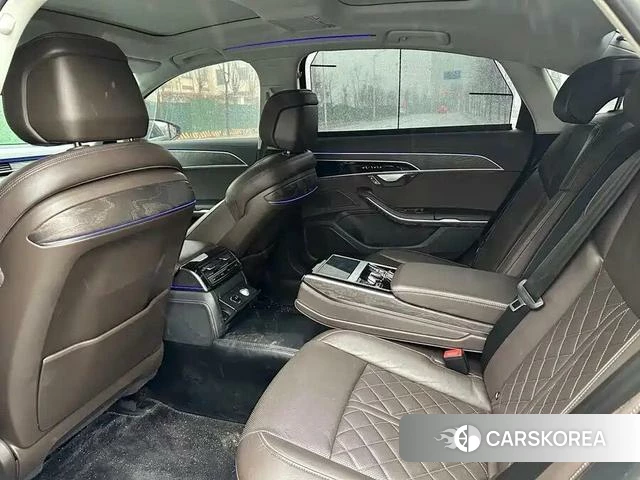 Audi A8 2023 Черный из Китая, фото 4