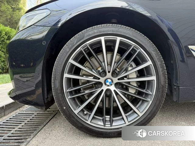 BMW 5 series id 4208642 из Китая 13