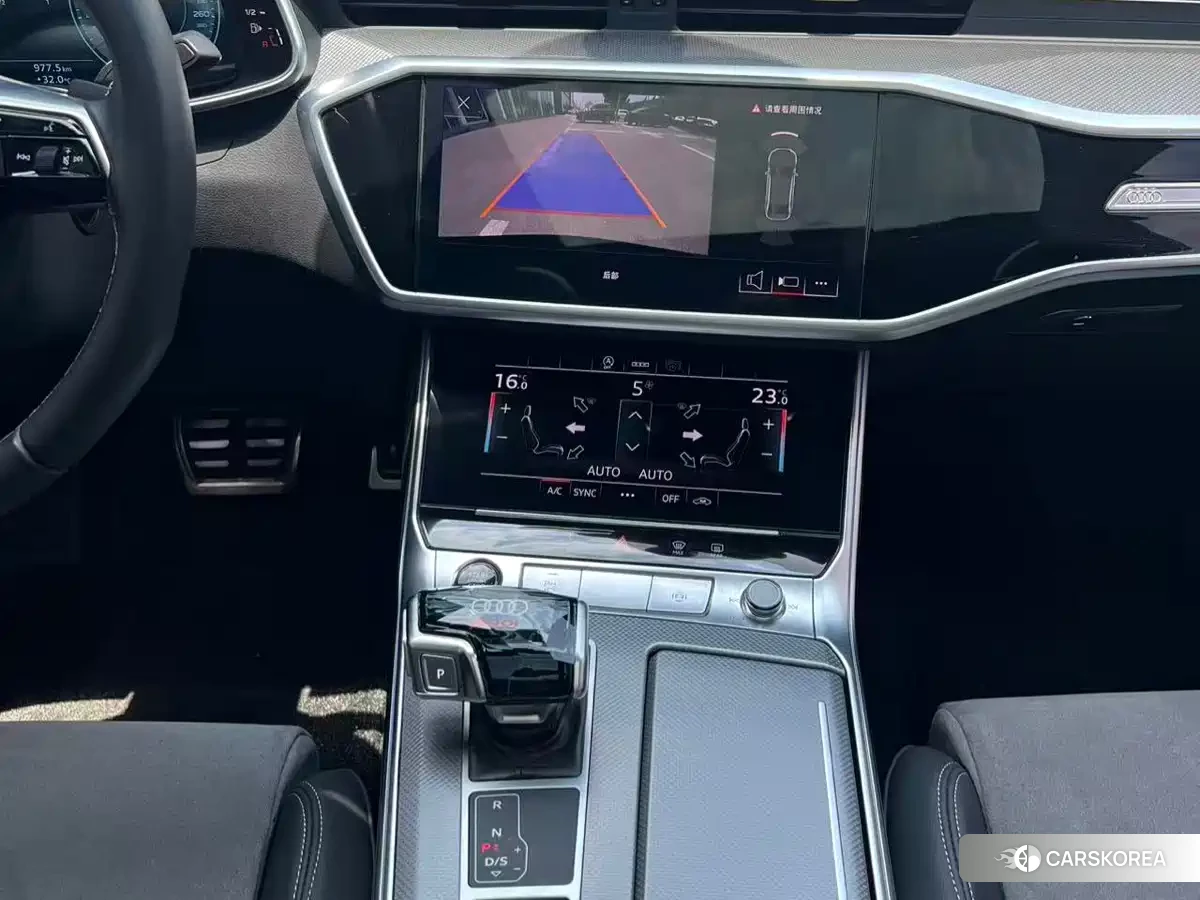 Audi A6L id 4578222 из Китая 9
