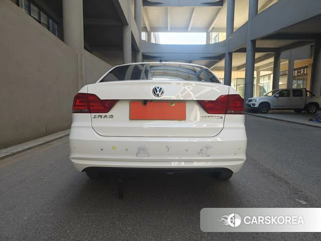 Volkswagen Santana 2022 Белый из Китая, фото 4