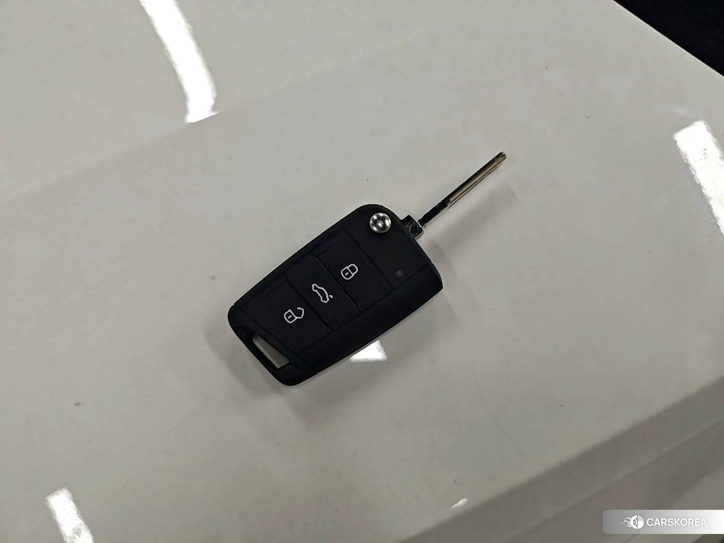 Volkswagen Polo id 4498855 из Китая 14