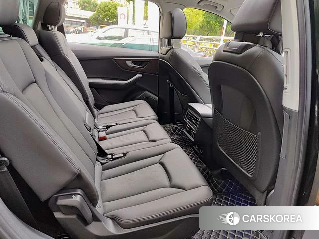 Audi Q7 2024 Черный из Китая, фото 5