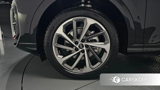 Audi Q5 (80A) id 4493406 из Кореи 27