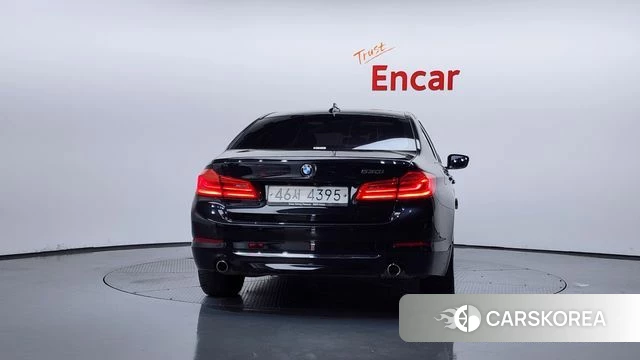 BMW 5 Series (G30) id 4459604 из Кореи 29