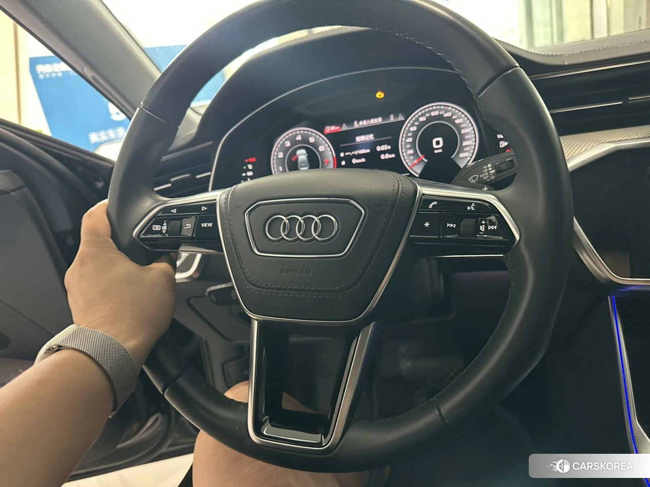 Audi A6L id 4455452 из Китая 12