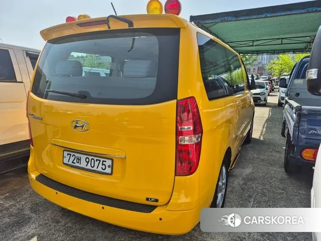 Hyundai The New Grand Starex 2018 Желтый из Кореи, фото 5