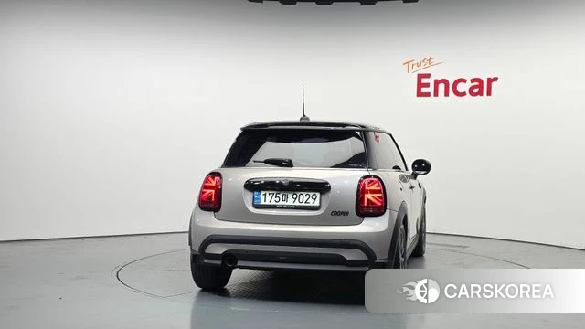 Mini Cooper id 4402048 из Кореи 25
