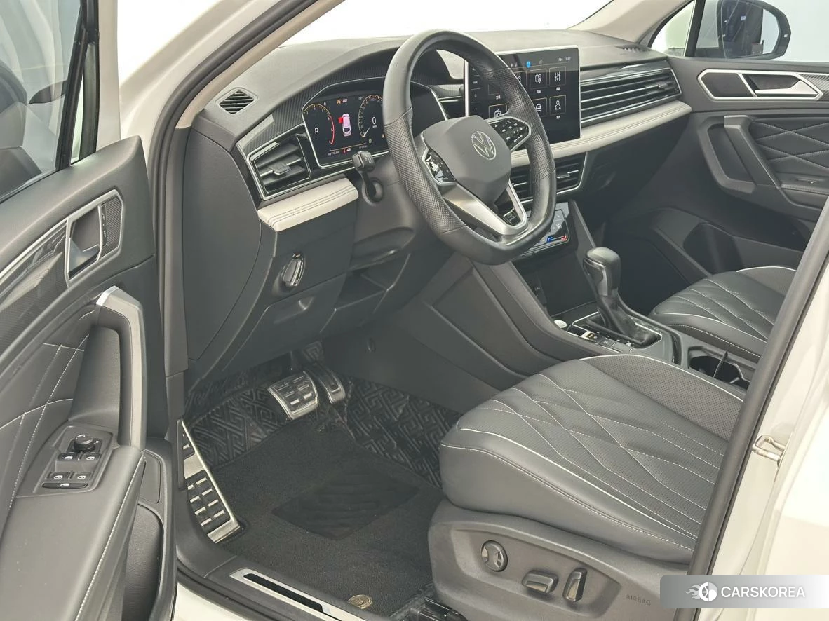 Volkswagen Tiguan L 2021 Белый из Китая, фото 4