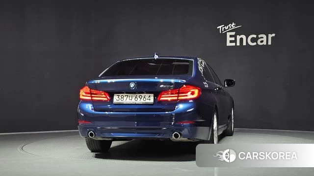 BMW 5 Series (G30) id 4542627 из Кореи 14