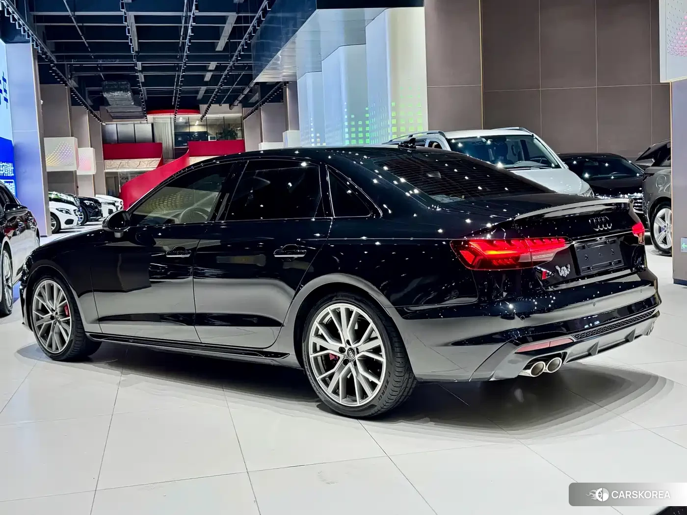 Audi S4 2023 Silver/gray из Китая, фото 4