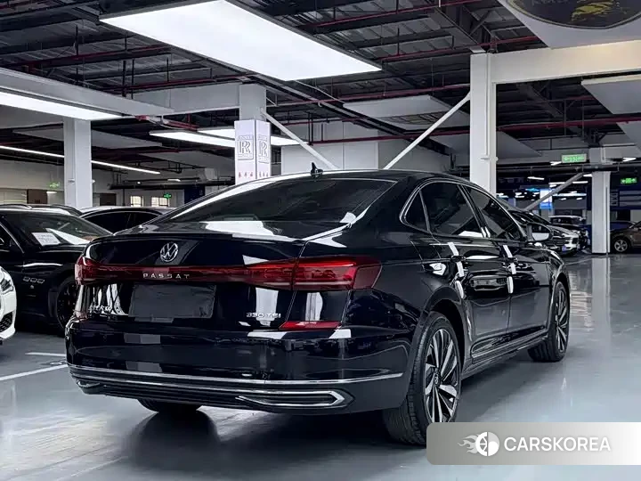 Volkswagen Passat id 4685982 из Китая 16
