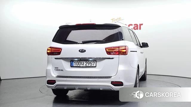 Kia The New Carnival id 3911528 из Кореи 14