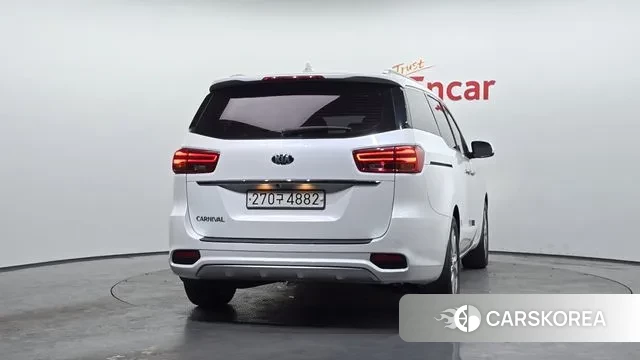 Kia The New Carnival id 3601846 из Кореи 14