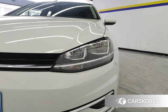 Volkswagen Golf id 4208784 из Китая 11