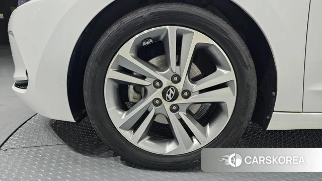 Hyundai Avante AD id 4425081 из Кореи 24