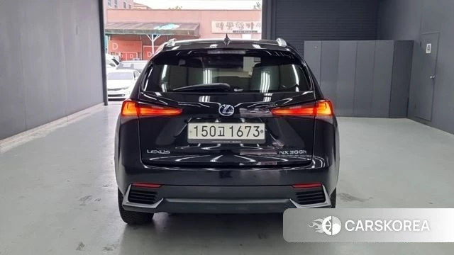 Lexus NX300h id 4309617 из Кореи 12