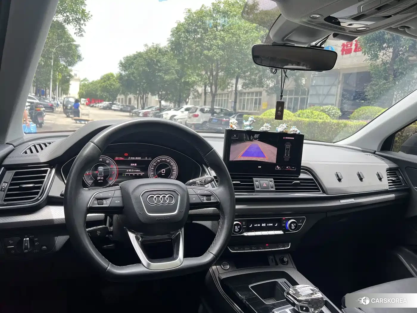 Audi Q5L 2022 Silver/gray из Китая, фото 4