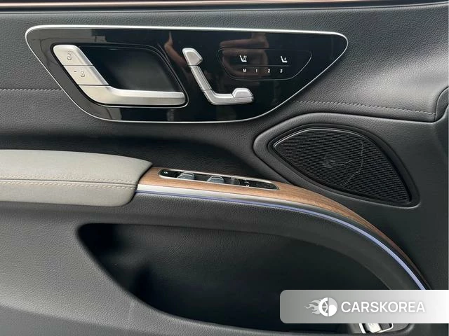 Mercedes-Benz EQS id 4255877 из Китая 8