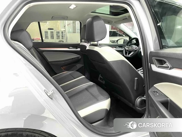 Volkswagen Golf id 4367472 из Китая 12