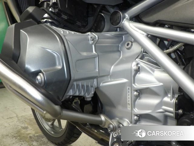 Engine photo