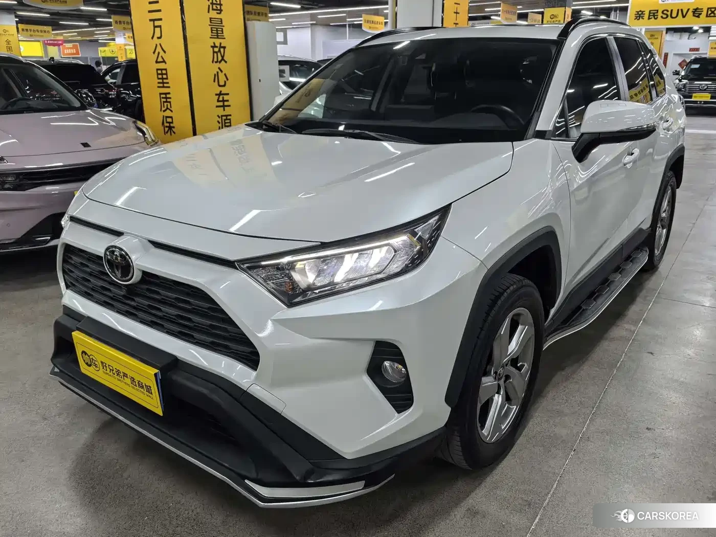 Toyota RAV4 2022 Белый из Китая, фото 4