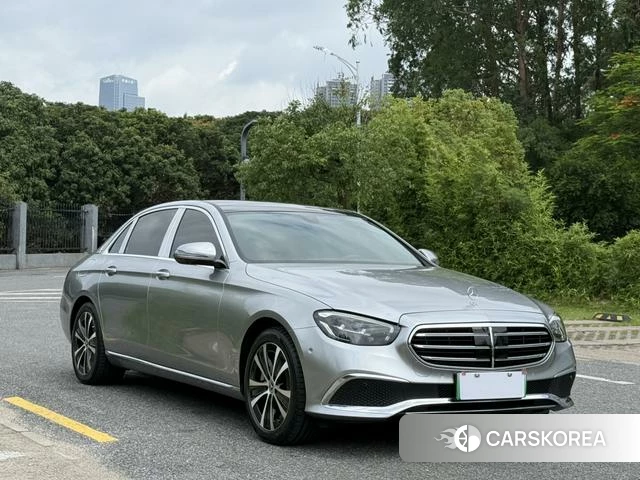 Mercedes-Benz E-class PHEV 2021 Серебристо-серый из Китая, фото 6