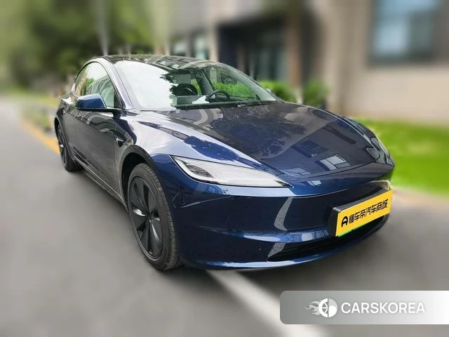Tesla Model 3 2026 Синий из Китая, фото 4