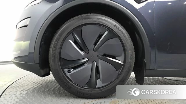 Tesla Model Y id 4279515 из Кореи 25