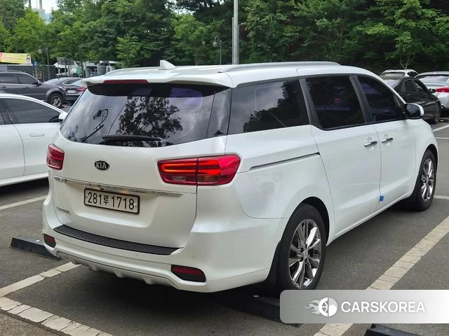 Kia The New Carnival id 4318122 из Кореи 14