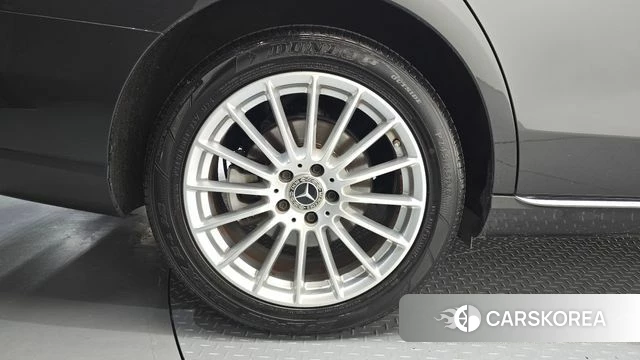 Mercedes-Benz E-Class W213 id 4482165 из Кореи 27