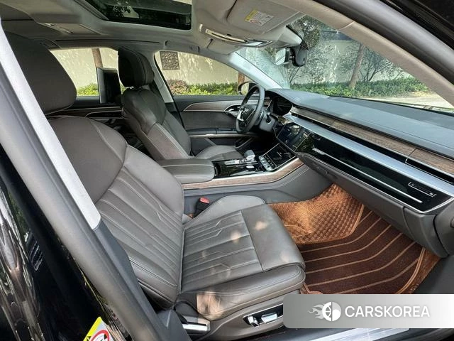 Audi A8 2022 Черный из Китая, фото 6