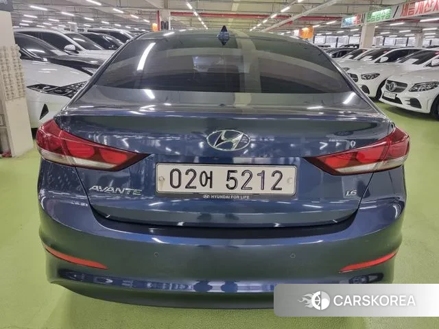 Hyundai Avante AD id 3336715 из Кореи 13