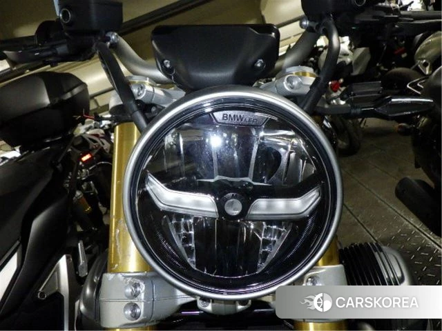 Electronics photo