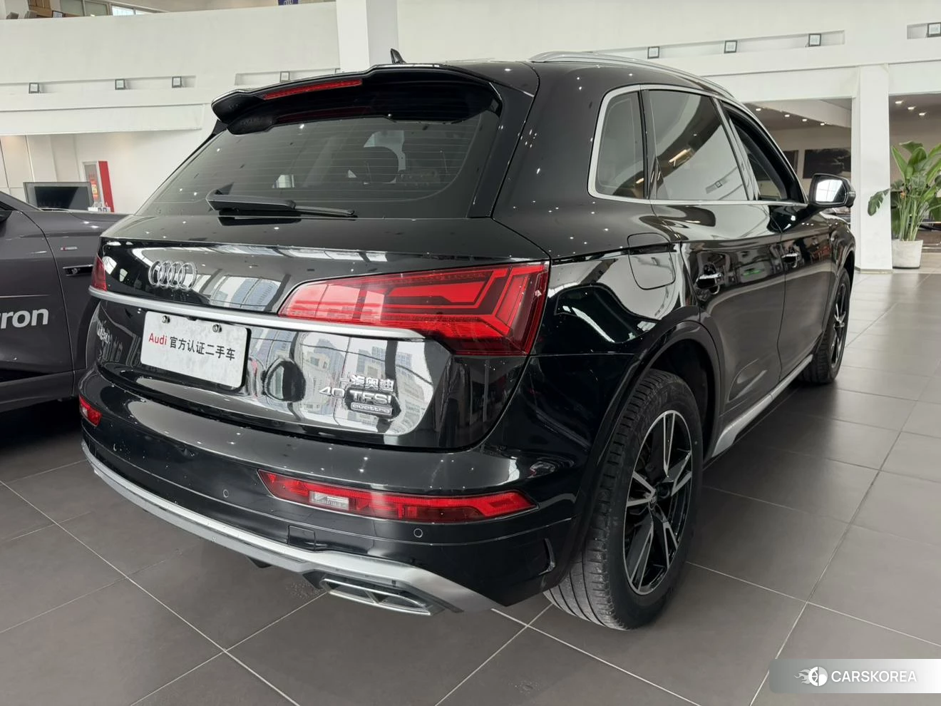 Audi Q5L id 4473478 из Китая 14