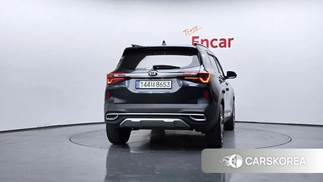 Kia Seltos id 4268320 из Кореи 25