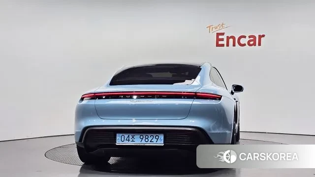 Porsche Taycan id 3426271 из Кореи 14