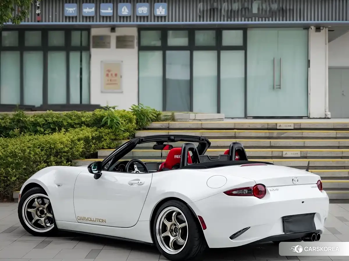 Mazda MX-5 2023 Белый из Китая, фото 4