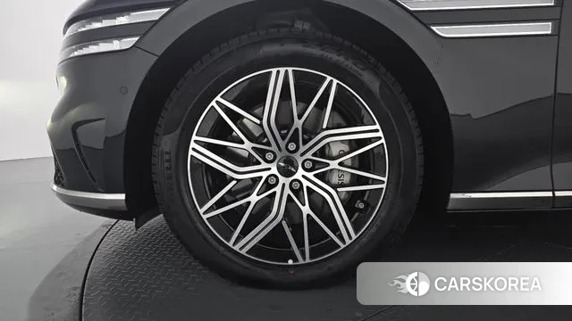 Genesis G90 (RS4) id 3436984 из Кореи 14