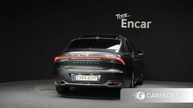 Hyundai The New Grandeur IG id 4712250 из Кореи 27