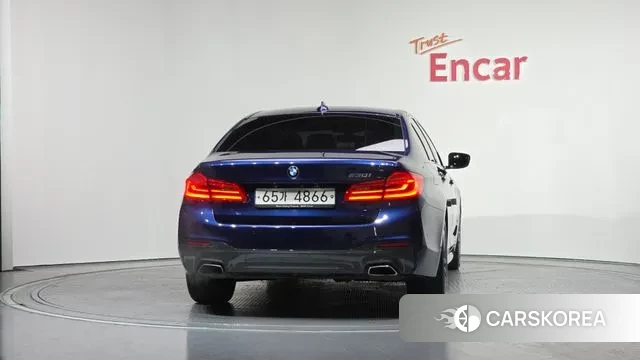 BMW 5 Series (G30) id 3761214 из Кореи 14