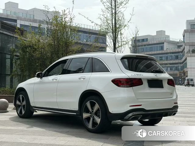 Mercedes-Benz GLC 2023 Белый из Китая, фото 4